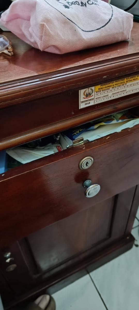 kantor pemprov sulsel dibobol maling.jpg