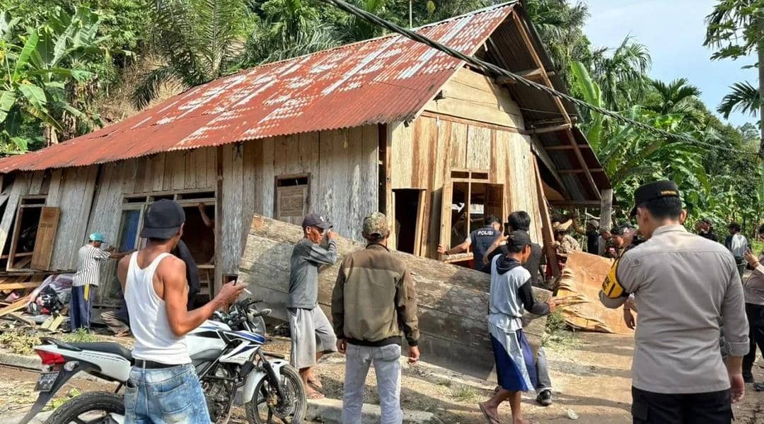 Banjir dan Longsor Terjang 1 Desa di OKU Selatan, 130 Jiwa Terdampak