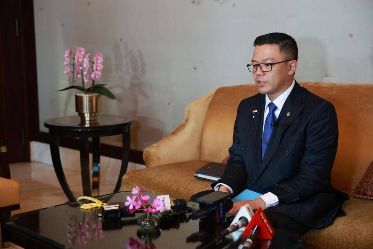 Menlu Sugiono dalam jumpa pers di Tokyo, Jepang.