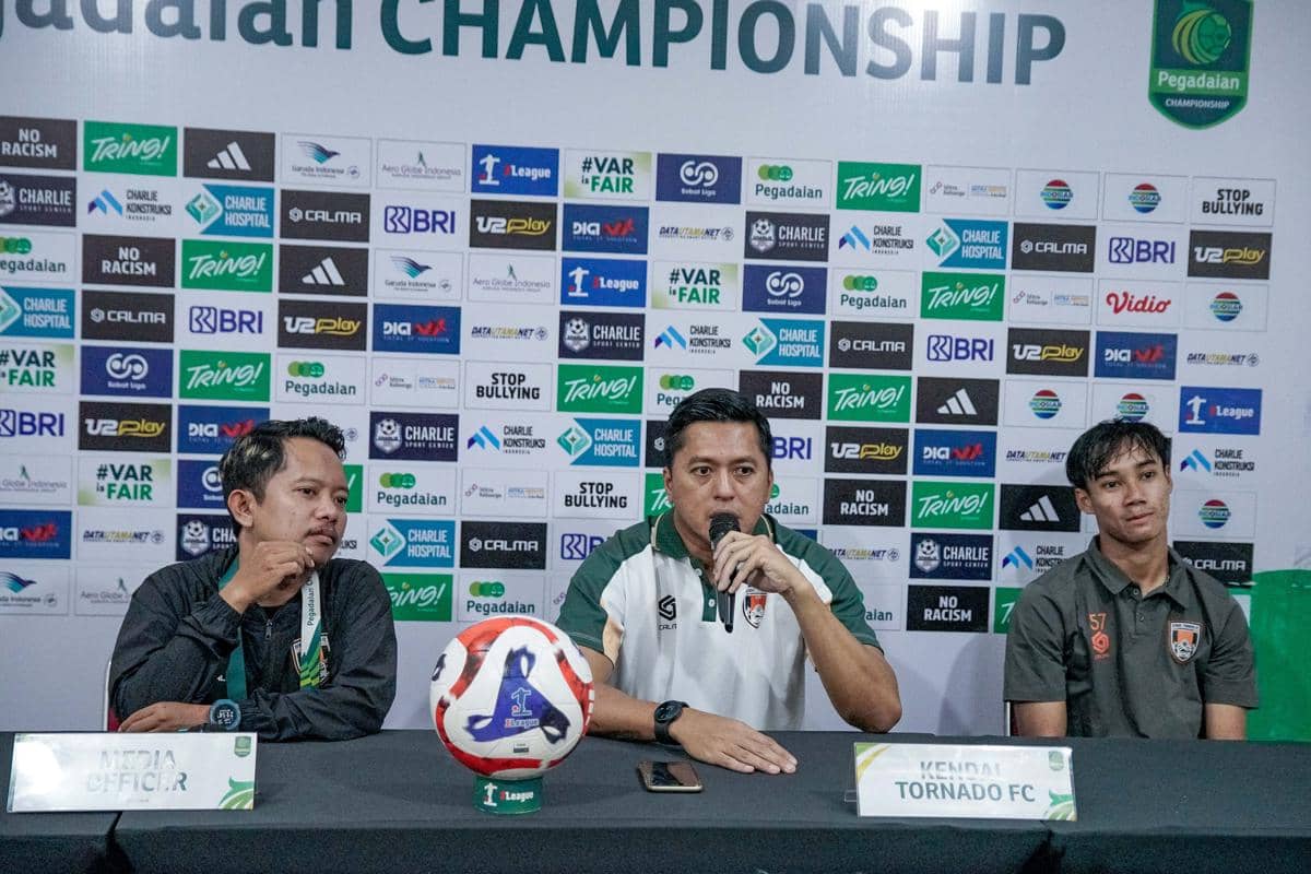 Pelatih Kendal Tornado FC, Stefan Keeltjes. (Dok. Ktfc)