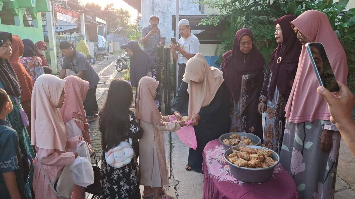 Tradisi Syawalan Berburu Kupat Jembut di Semarang, Jadi Rebutan Warga 