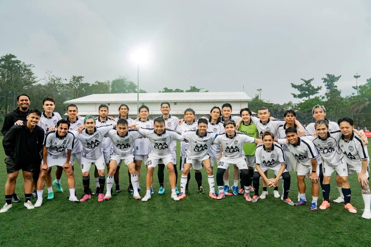 Tim AAA Clan di pertandingan sepakbola Marapthon vs B2F