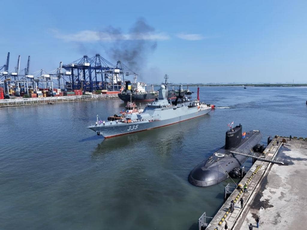 Tiga Kapal Perang AL Rusia Bersandar di Tanjung Priok, Ada Apa?