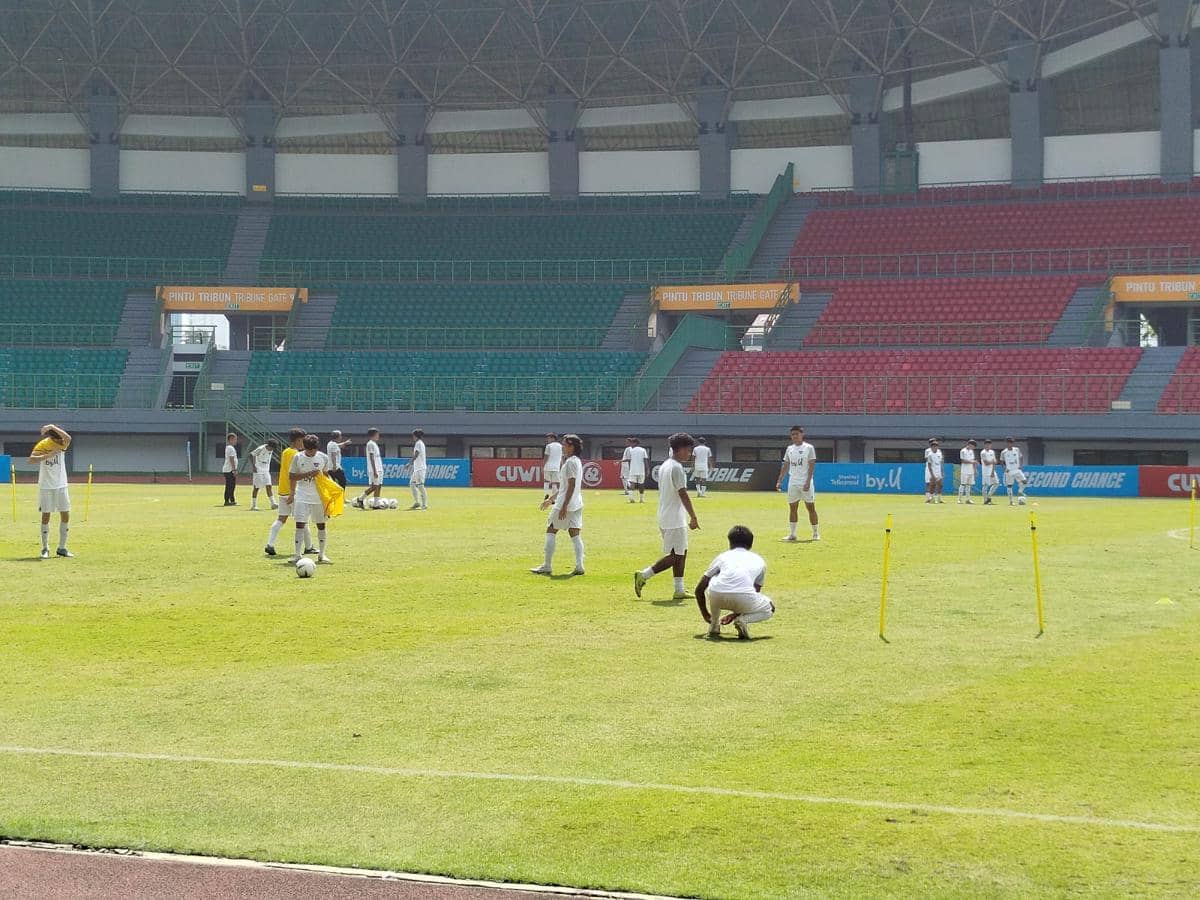 Program Second Chance di Stadion Patriot Candrabhaga