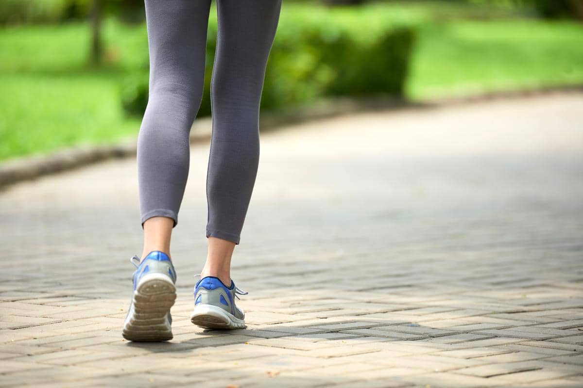 ilustrasi jogging diluar (freepik.com/freepik)