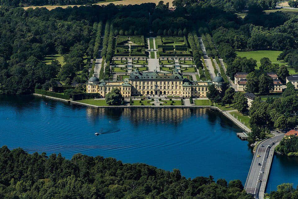 Istana Drottningholm di Swedia