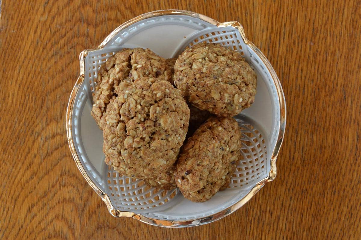 Resep Chocolate Oat Cookies Kurma, Camilan yang Manis Alami 