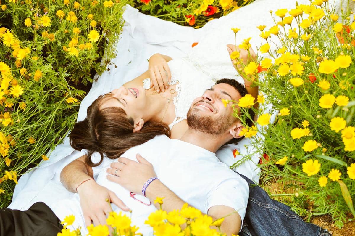 5 Tipe MBTI yang Cocok Buat Jadi Pasangan INFP, Bikin Hati Adem!