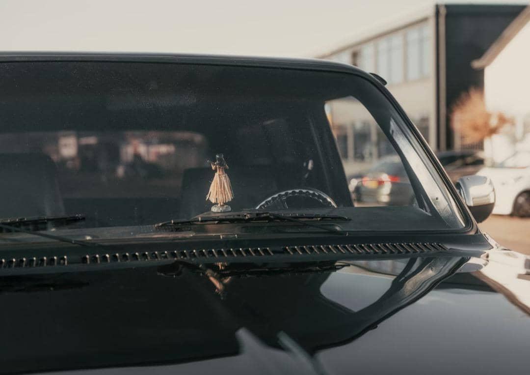 ilustrasi wiper mobil