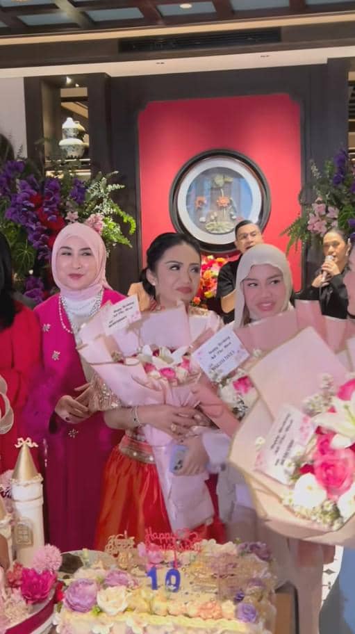Pesta Ulang Tahun Kris Dayanti, Dihadiri Geng Sosialita (instagram.com/krisdayantilemos)