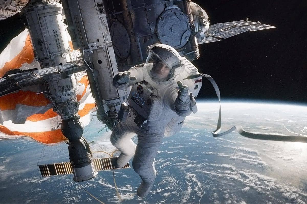 adegan dalam film Gravity