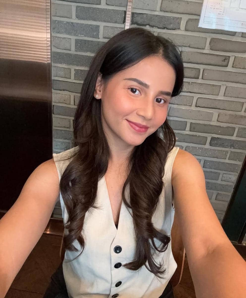 referensi makeup ke kantor ala Yunita Siregar 