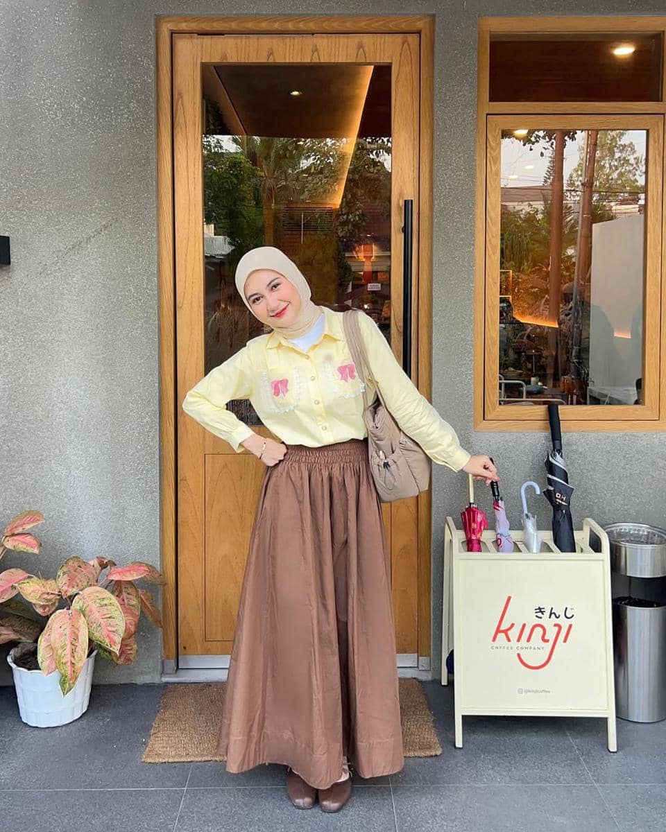 OOTD Nuansa Cokelat ala Nabila Bya