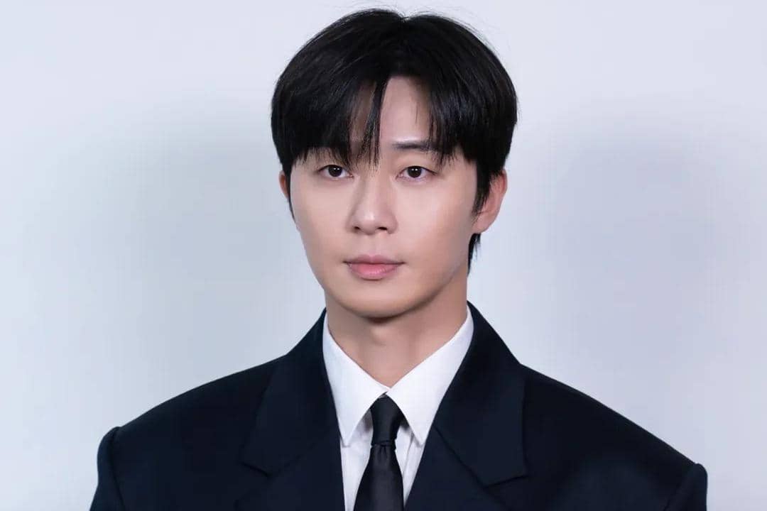 3 Aktor Korea yang Merasa Gak Cukup Ganteng untuk Dramanya, Minder?