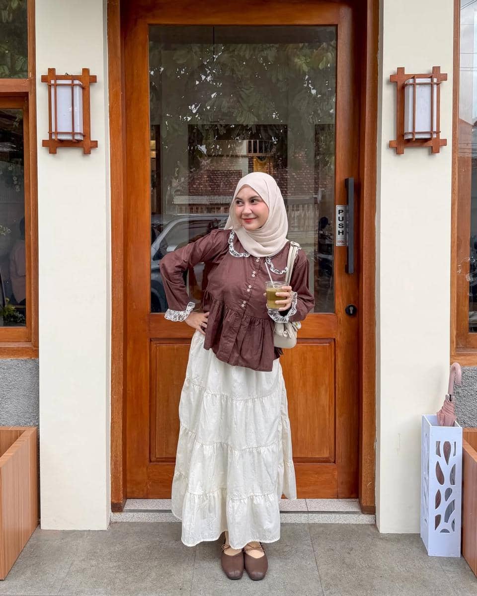 OOTD Nuansa Cokelat ala Nabila Bya