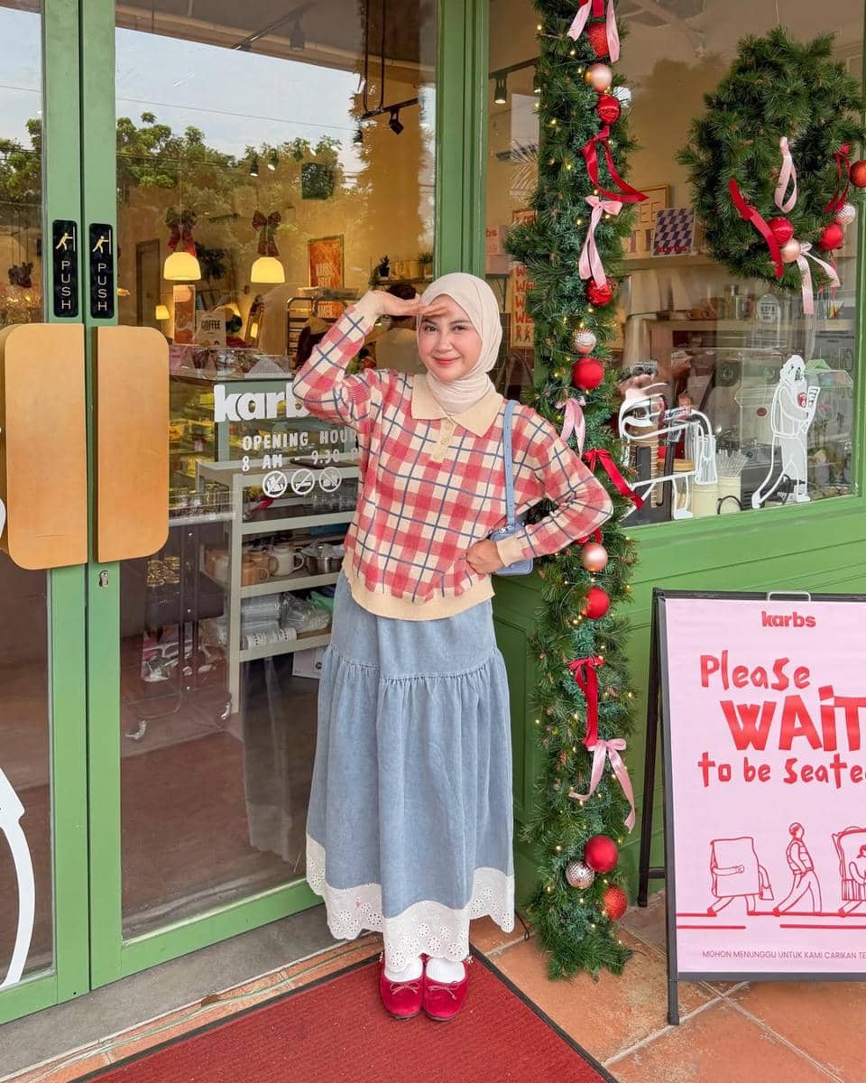 OOTD Plaid ala Nabila Bya