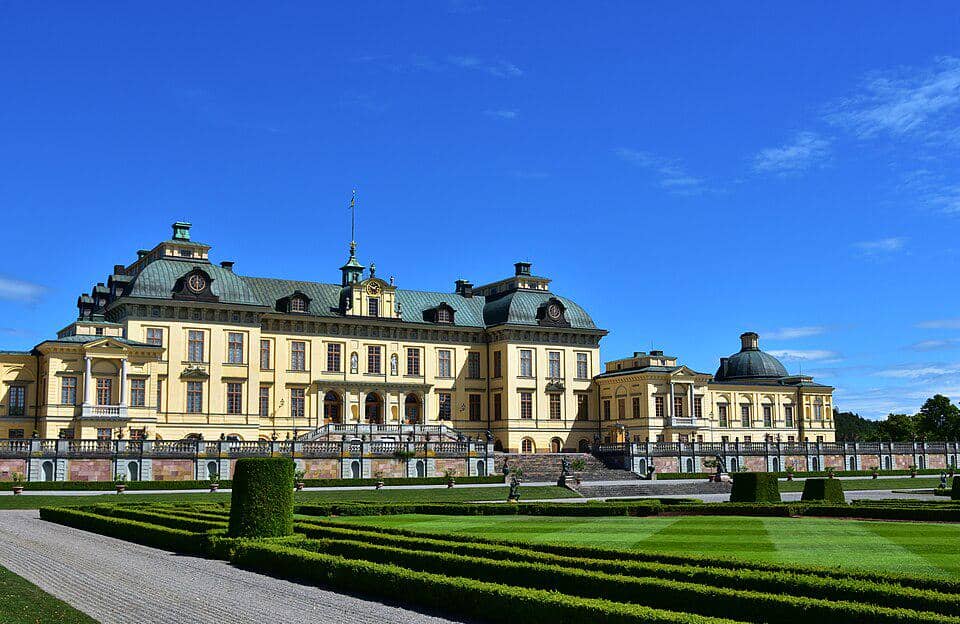 Istana Drottningholm di Swedia
