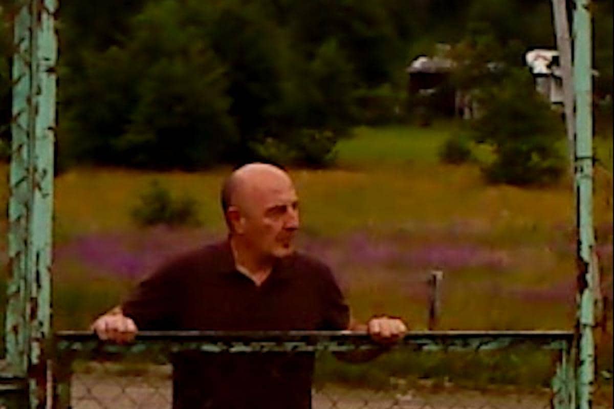 Dry Leaf film fitur yang dibuat dengan kamera rumahan