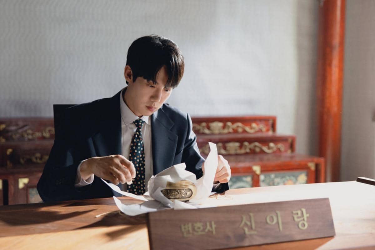 Still cut Phantom Lawyer