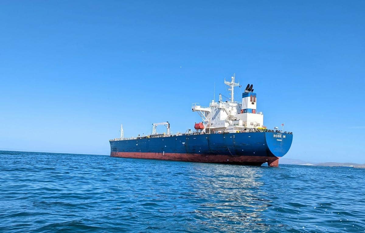 Iran Serang Kapal Tanker Minyak Raksasa Kuwait di Dubai