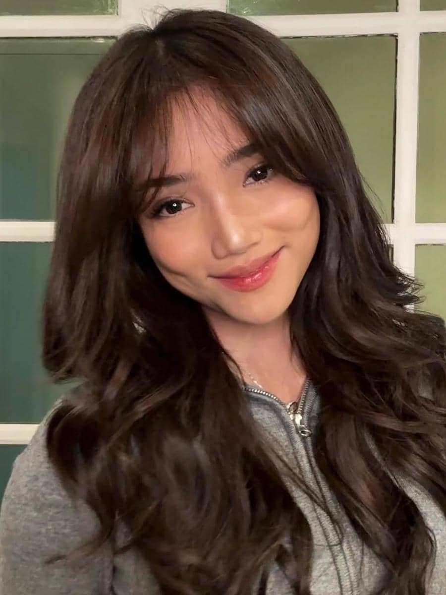 inspirasi makeup ke kampus ala Fujianti Utami 