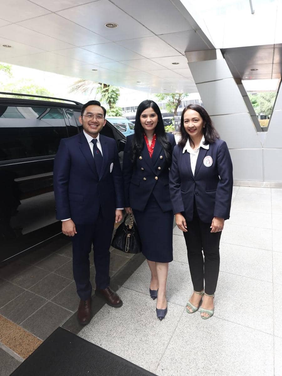 Daily Outfit ala Annisa Pohan