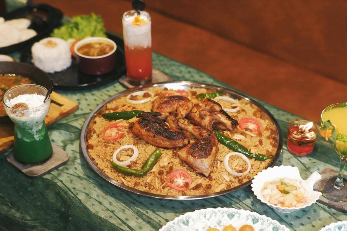 Resep Nasi Kebuli Ayam Panggang untuk Makan Malam Keluarga Istimewa