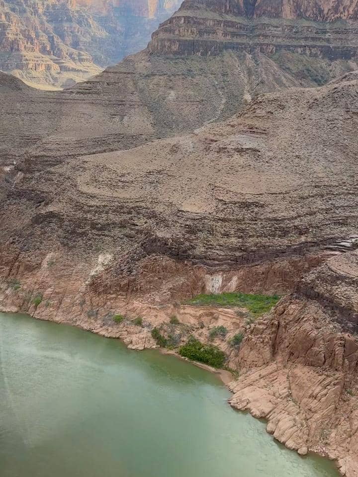 Lyodra ke Grand Canyon di Arizona