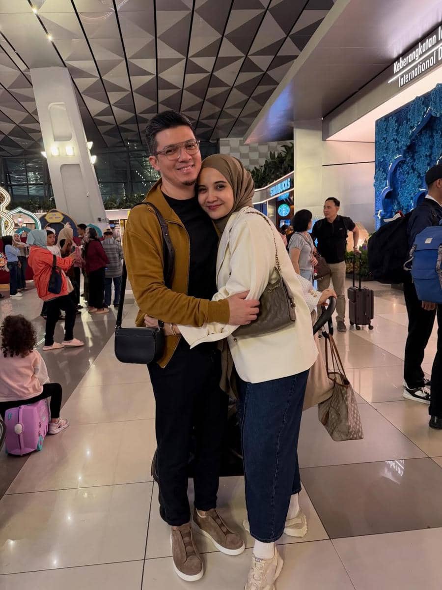 Zaskia Sungkar lIburan ke Shanghai