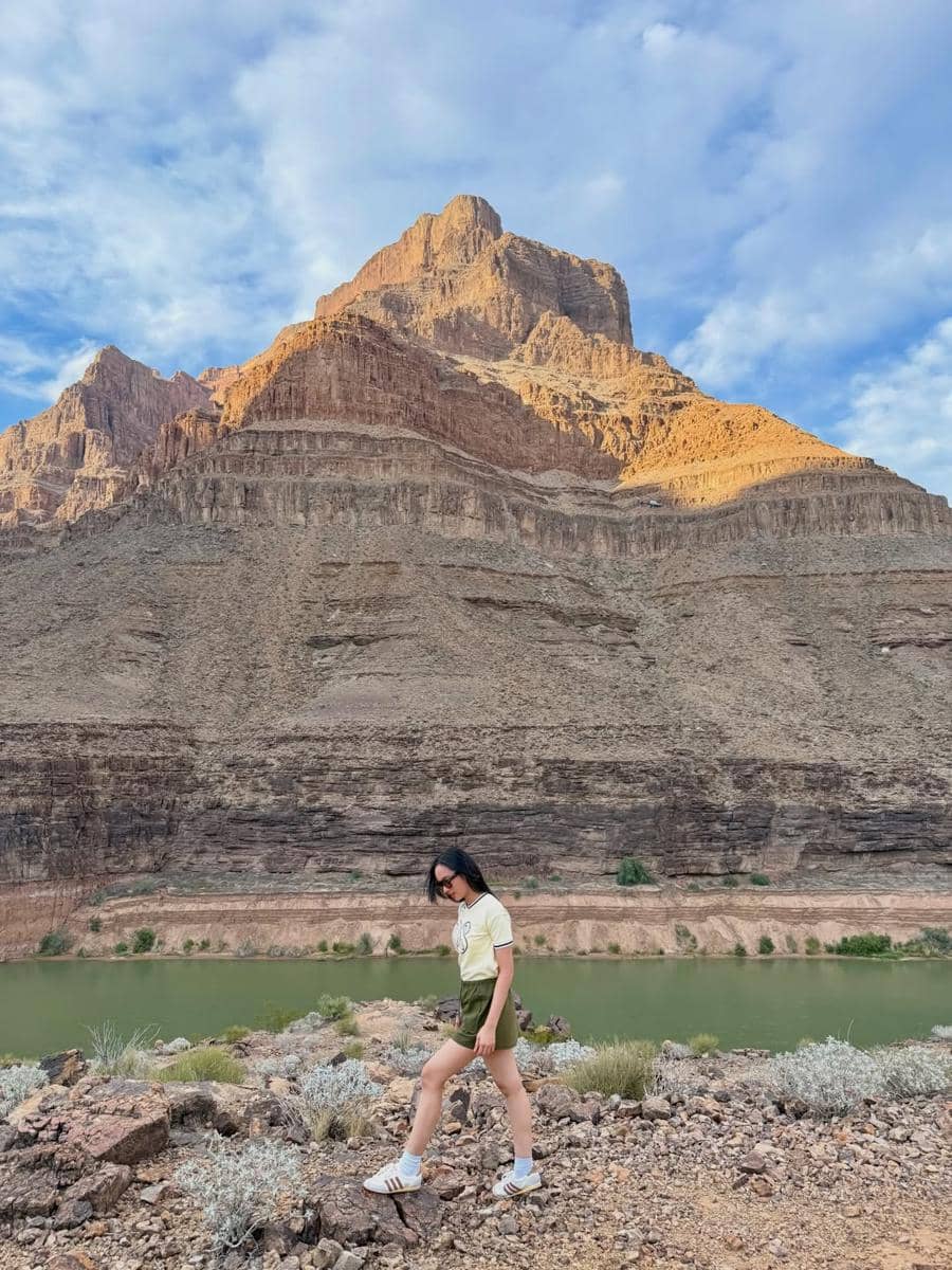 Lyodra ke Grand Canyon di Arizona