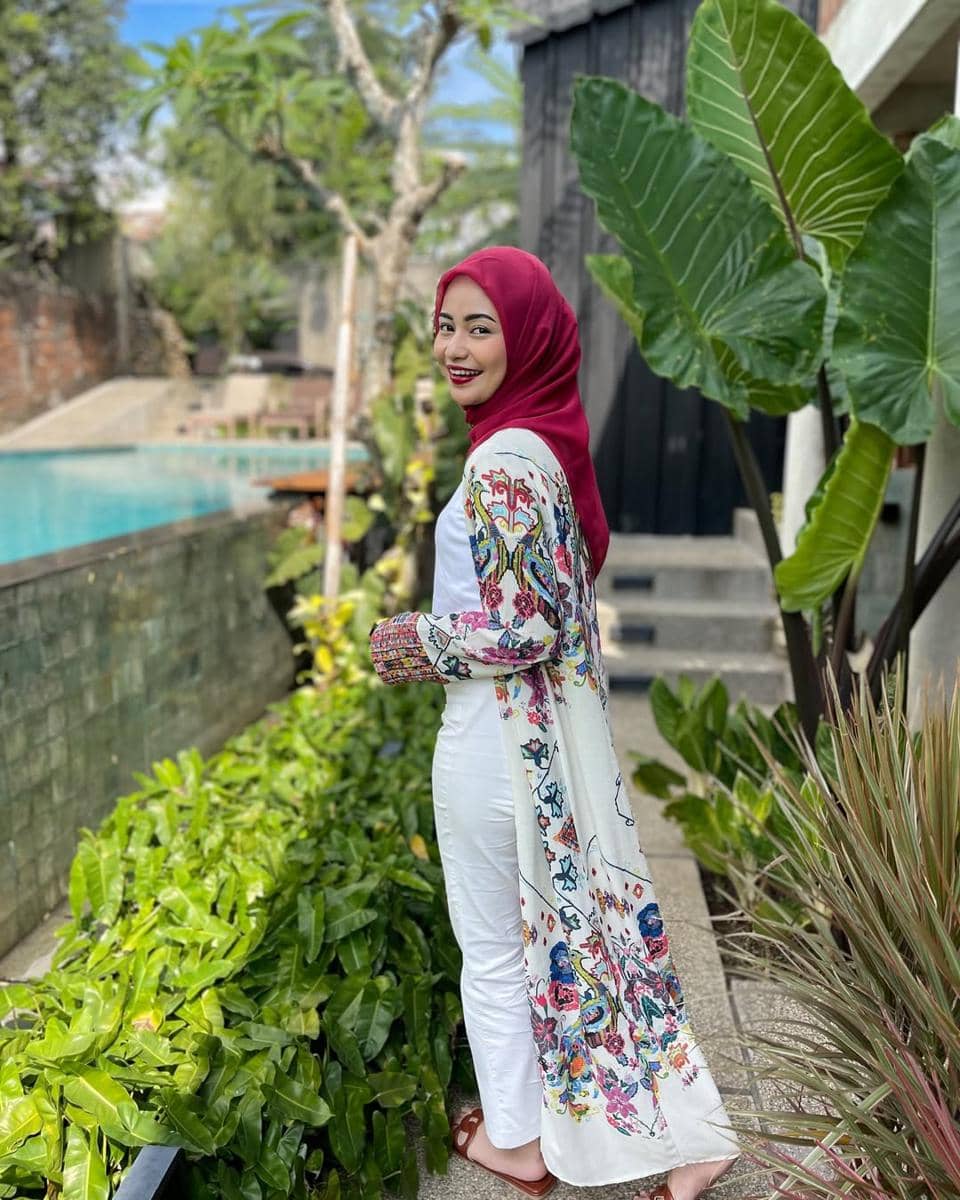 Ide OOTD ala Raniah Alaydroes