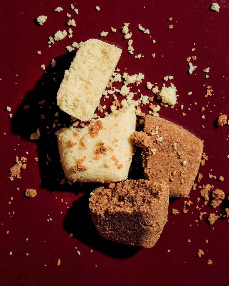 ilustrasi kue ngeprul 