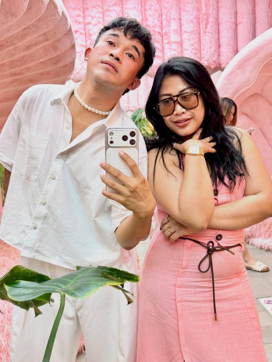 Boiyen dan Anwar liburan