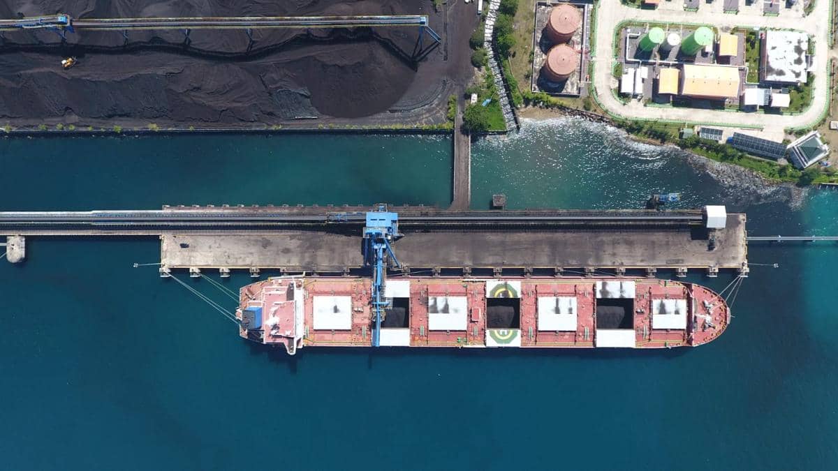 Intip Prospek Emiten Tambang usai Fitch Naikkan Asumsi Harga Komoditas