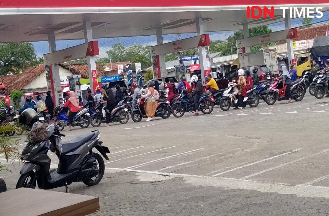 Antrean BBM di Banyumas, Dipicu Isu Kenaikan yang Belum Jelas