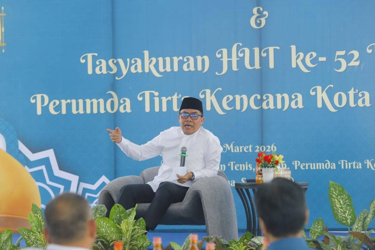 Wali Kota Samarinda Andi Harun saat silaturahmi dengan Perumda Tirta Kencana.