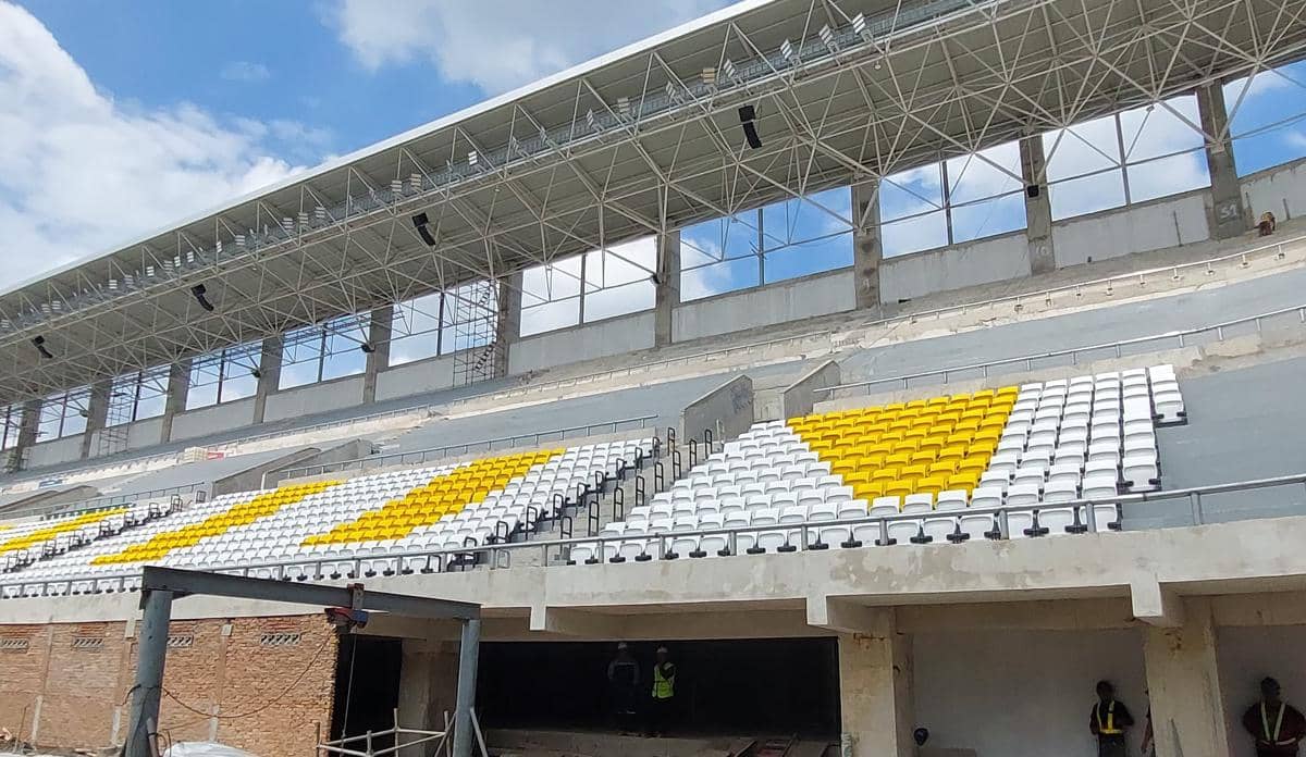 Progres pengerjaan Stadion Teladan Medan, Selasa (31/3/2026) (IDN Times/Doni Hermawan)