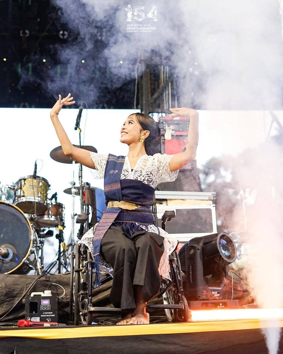 potret Avionita Sinaga saat menari