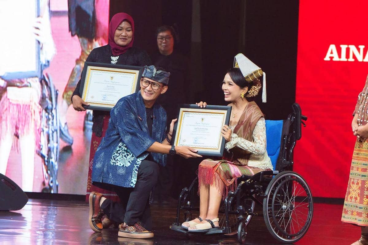 potret Avionita Sinaga saat menerima penghargaan Anugerah Kebudayaan Indonesia