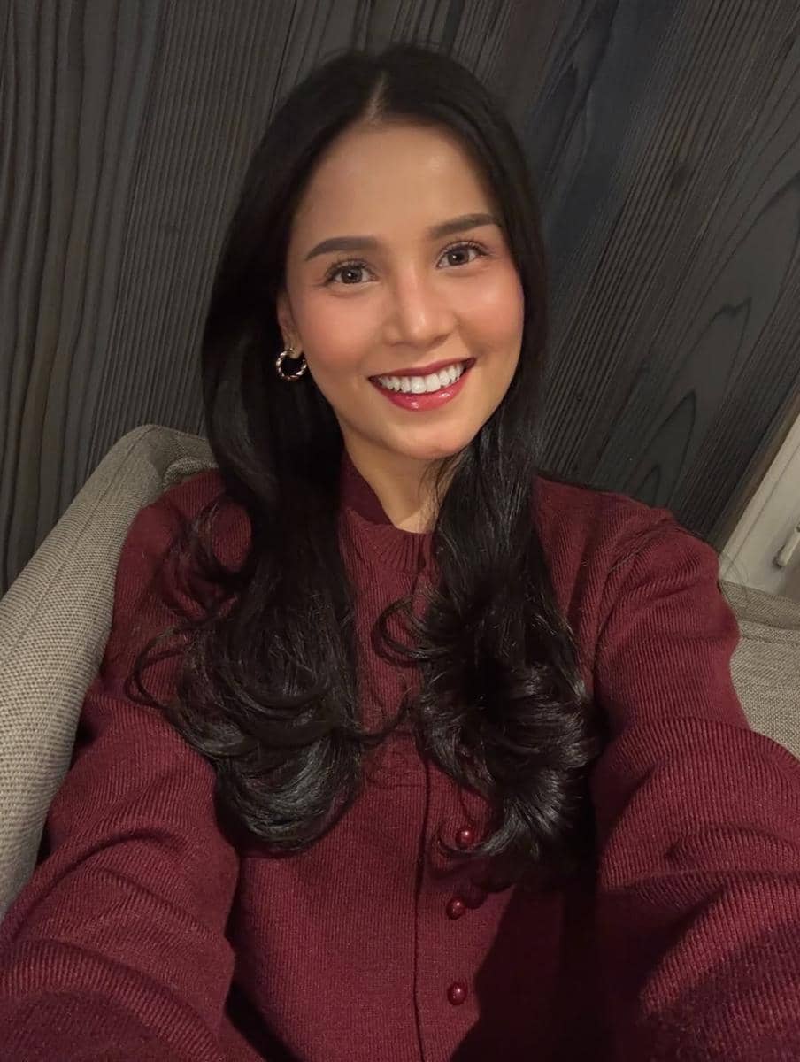 referensi makeup ke kantor ala Yunita Siregar 