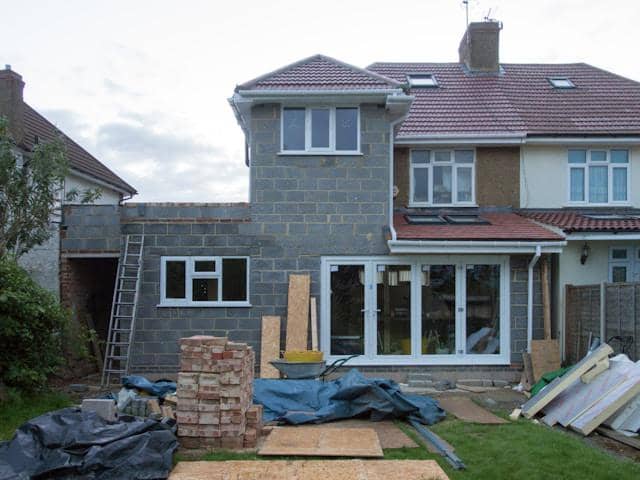 ilustrasi renovasi rumah