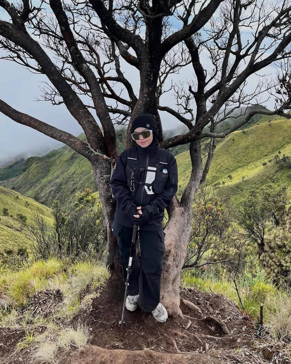 OOTD Naik Gunung ala Wulan
