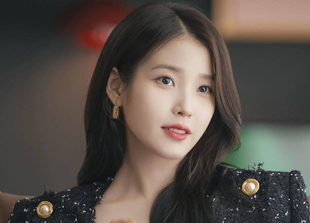 6 Drakor IU dengan Rating Tinggi, Siap Comeback di Perfect Crown!