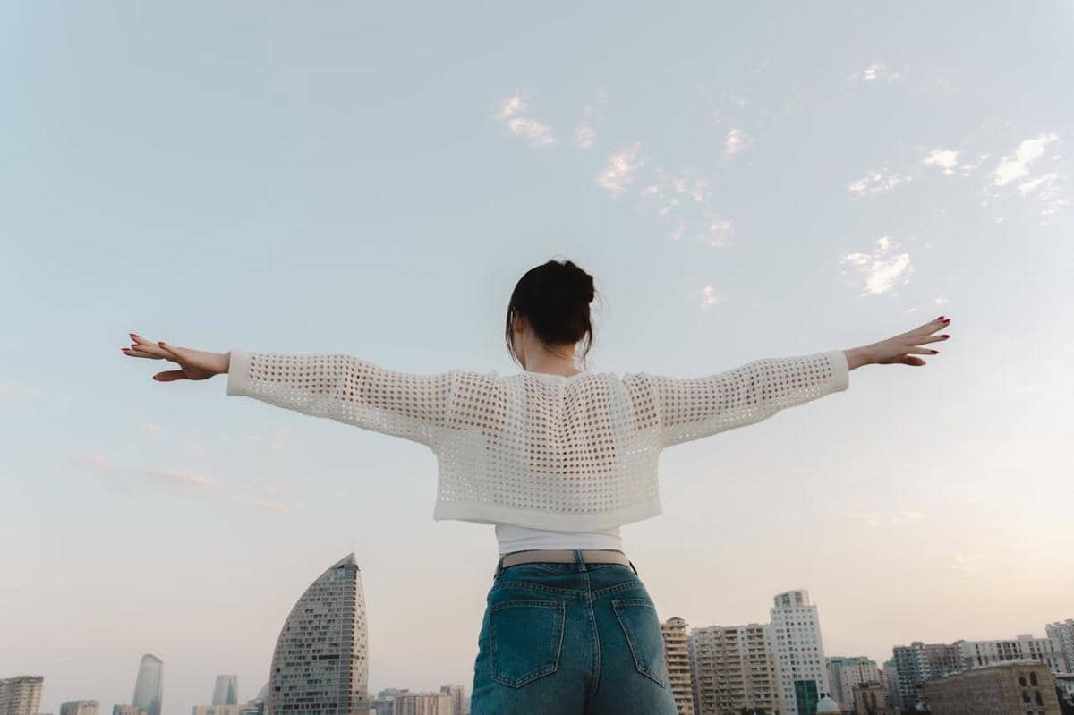 4 Zodiak yang Temukan Keseimbangan di Pink Moon April 2026