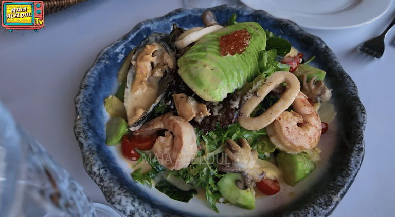 Maia Estianty dan Irwan Mussry liburan