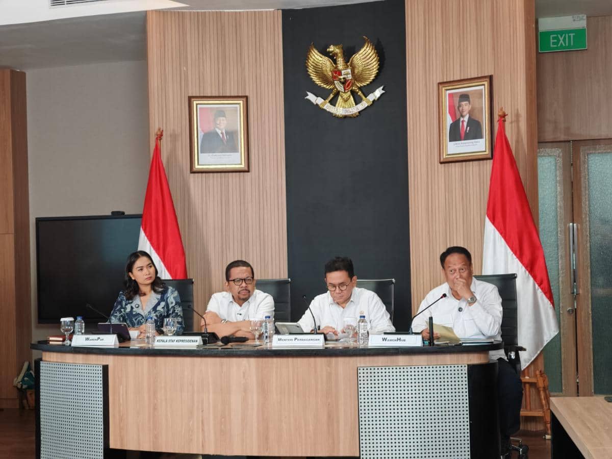 Wakil Menteri Perhubungan (Wamenhub), Suntana (paling kanan) (IDN Times/Ilman Nafi'an)