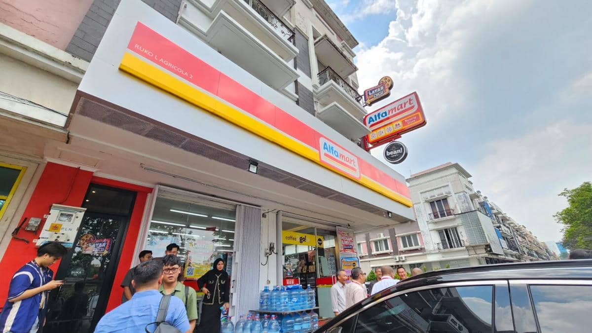Bioskop Alfamart di Tangerang (IDN Times/Muhamad Iqbal)