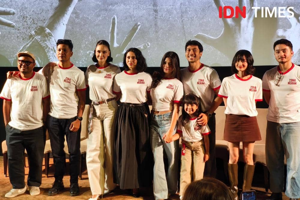 Potret sutradara dan cast film Zona Merah di Jakarta, Rabu (1/4/2026)