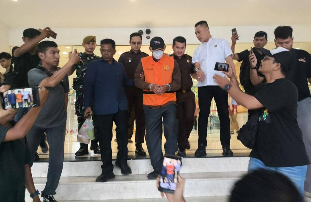 Korupsi Barang Bukti PMKS, Eks Sekdis Koperasi di Riau Ditahan Jaksa