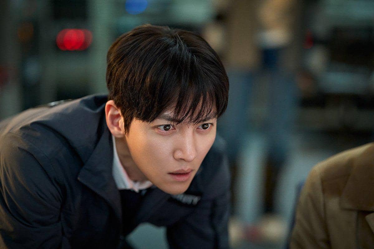 4 Fakta Peran Ji Chang Wook di Film Colony, Jadi Petugas Keamanan